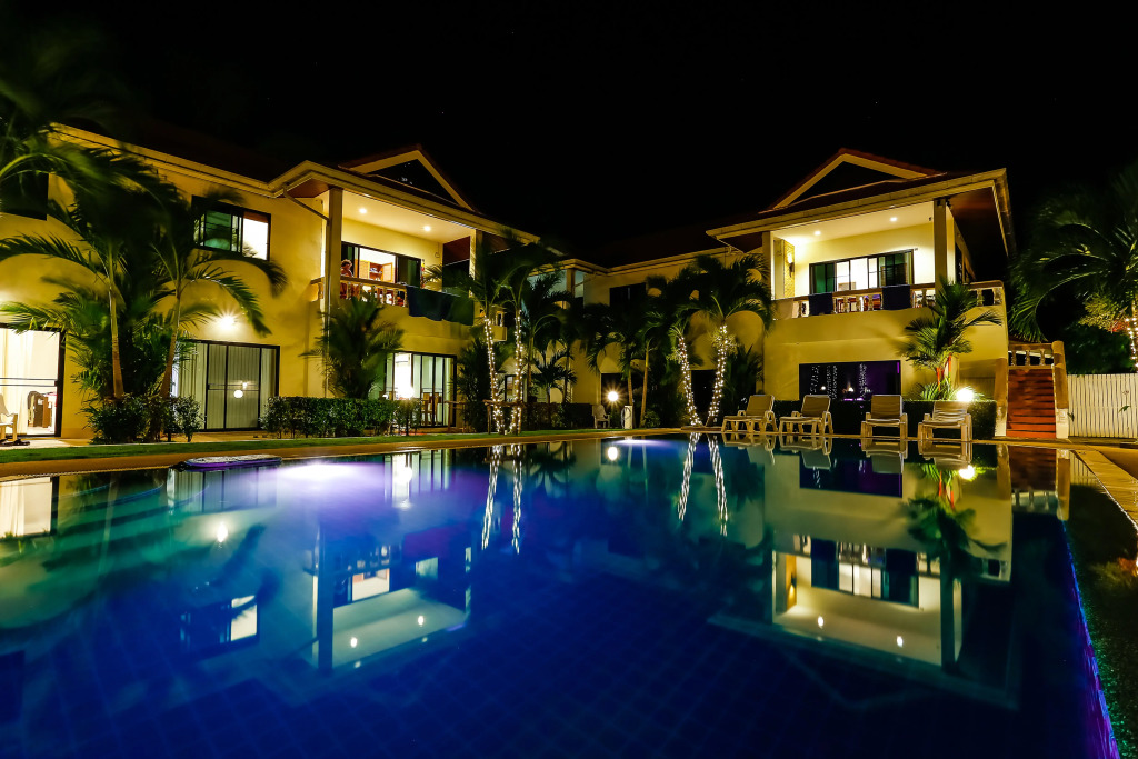 Phuket Riviera Villas Hotel
