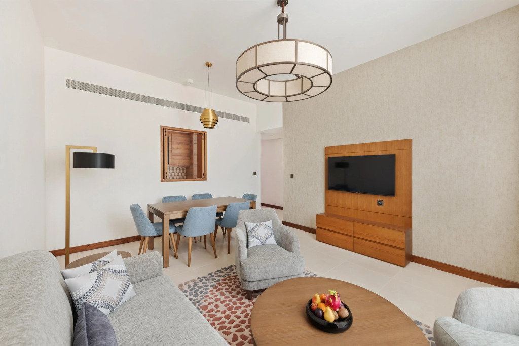 Staybridge Suites Dubai Al-Maktoum Airport by IHG