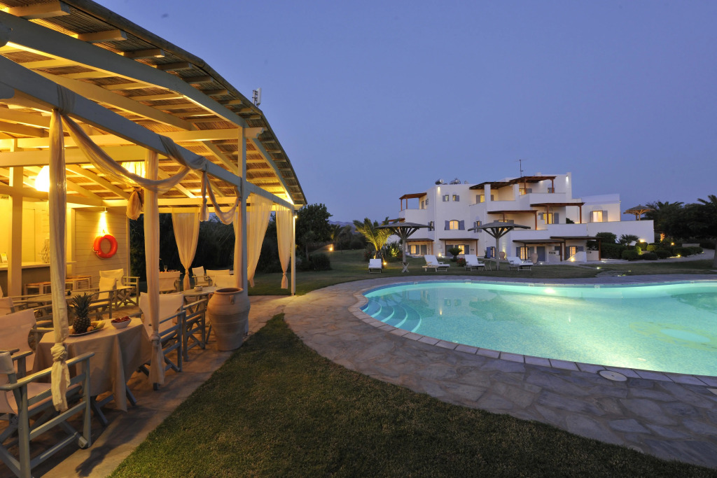 Ammos Naxos Exclusive Apartments & Studios