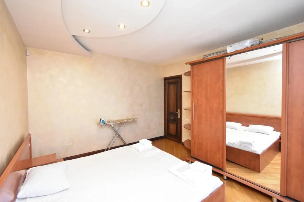 Апартаменты RentInnYerevan 25/14 Nalbandyan Street