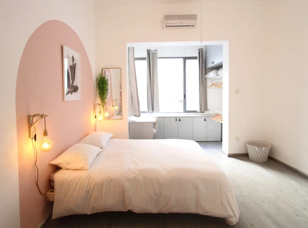 Апартаменты Design & Balcony in City Center by FeelHome