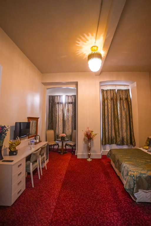 Отель Aria Palace