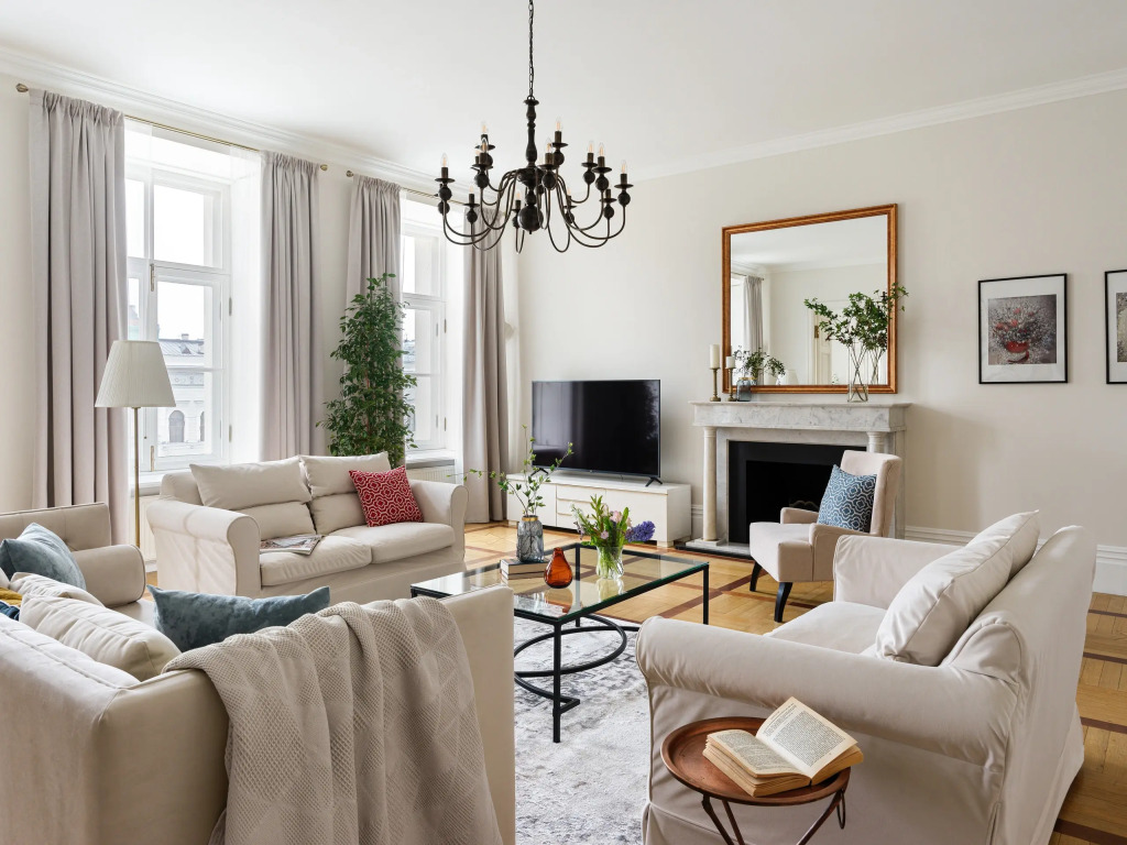 Апартаменты Minin Apartments с видом на Фонтанку 180 кв.м.