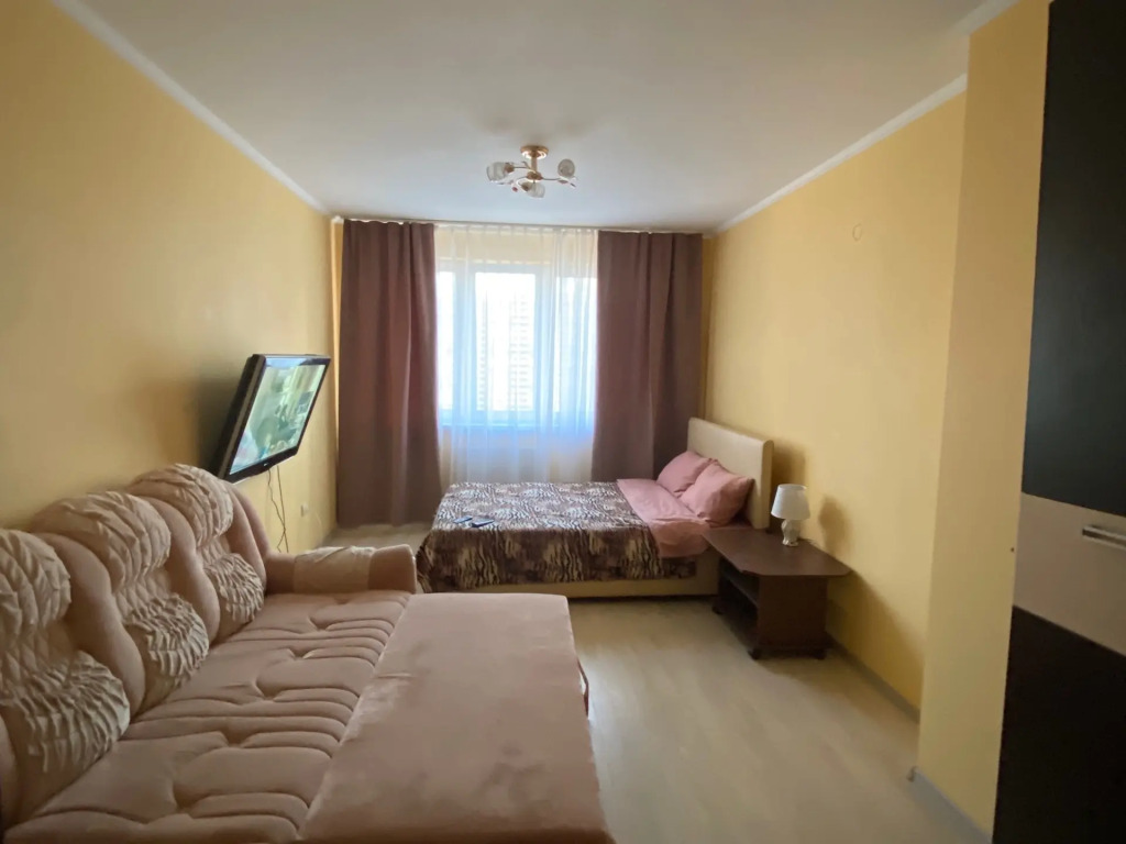 Квартира на Краснозвёздной Улице, 3