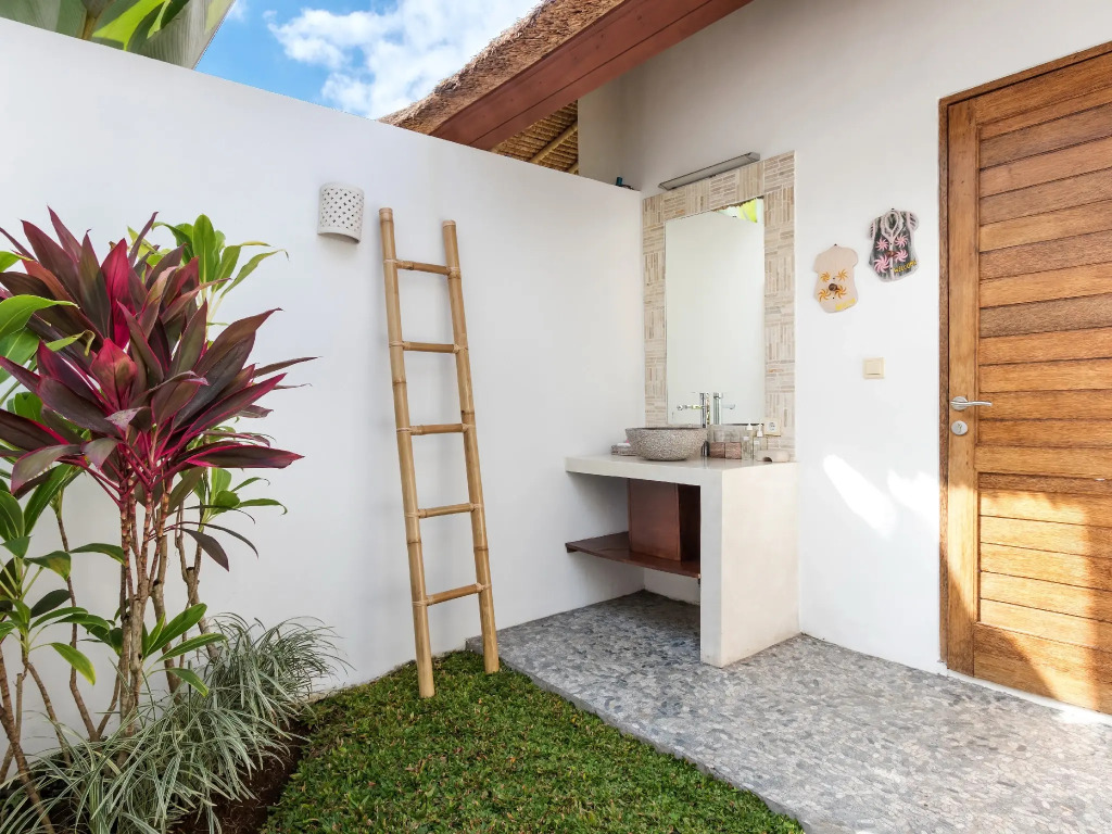 Villa Candi Kecil Tiga by Villa Finder