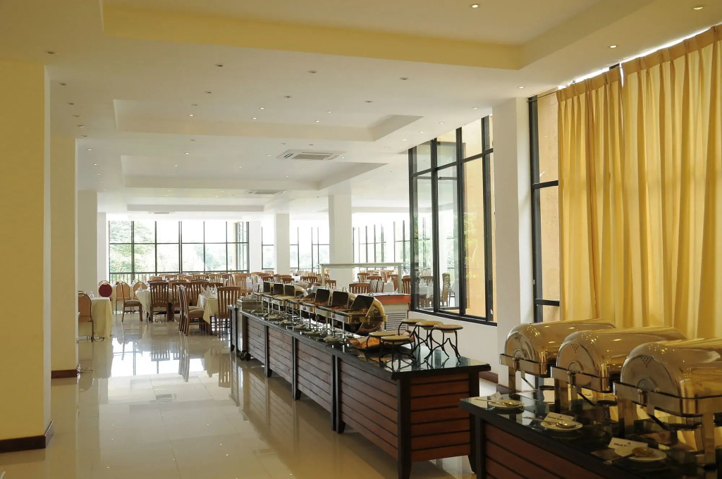 Oak Ray Regency