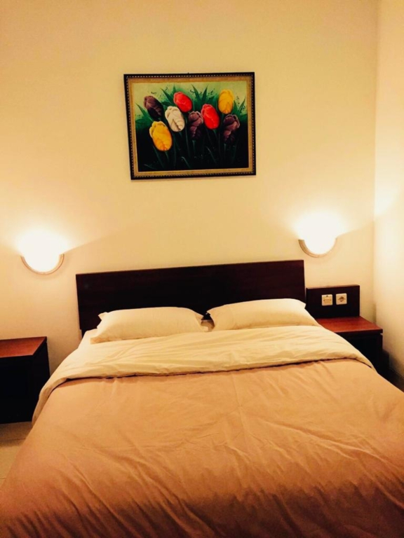 Adiputra Guesthouse Tata Bumi by HomiQ