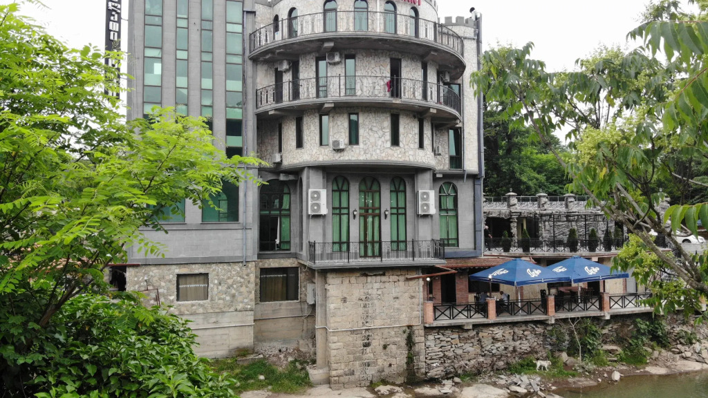 Gelati Tower