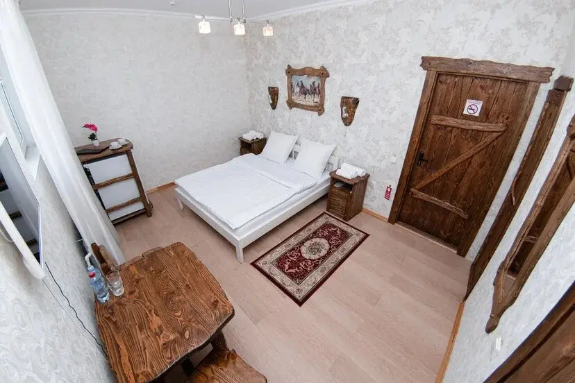 Отель Аристократ
