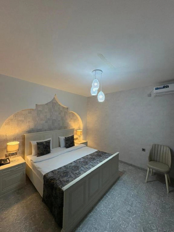 Golden Sands Hotel