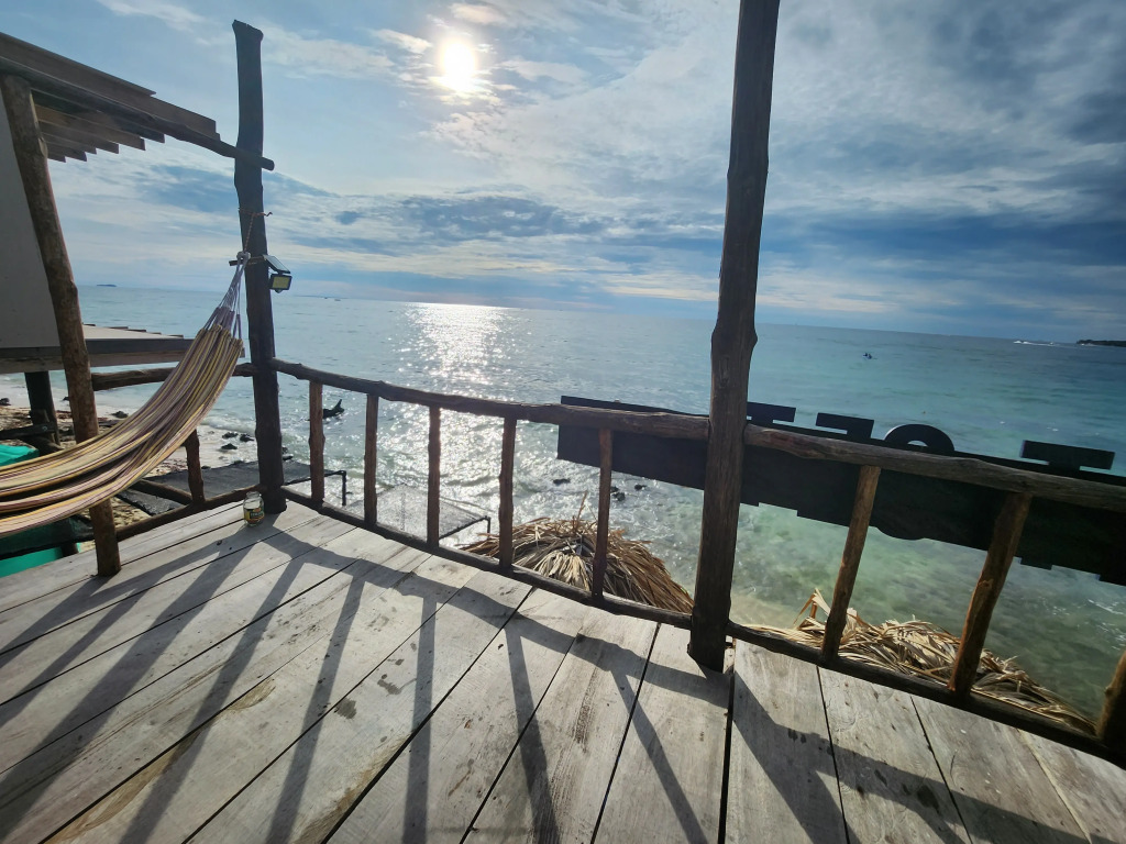 Мини-отель JETSET BEACH & HOSTEL