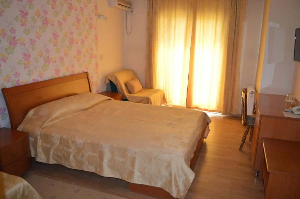 Vip Hotel