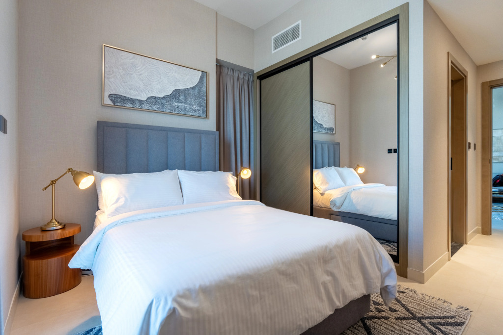 Апартаменты Keyrock Living - Binghatti Canal Luxury Haven