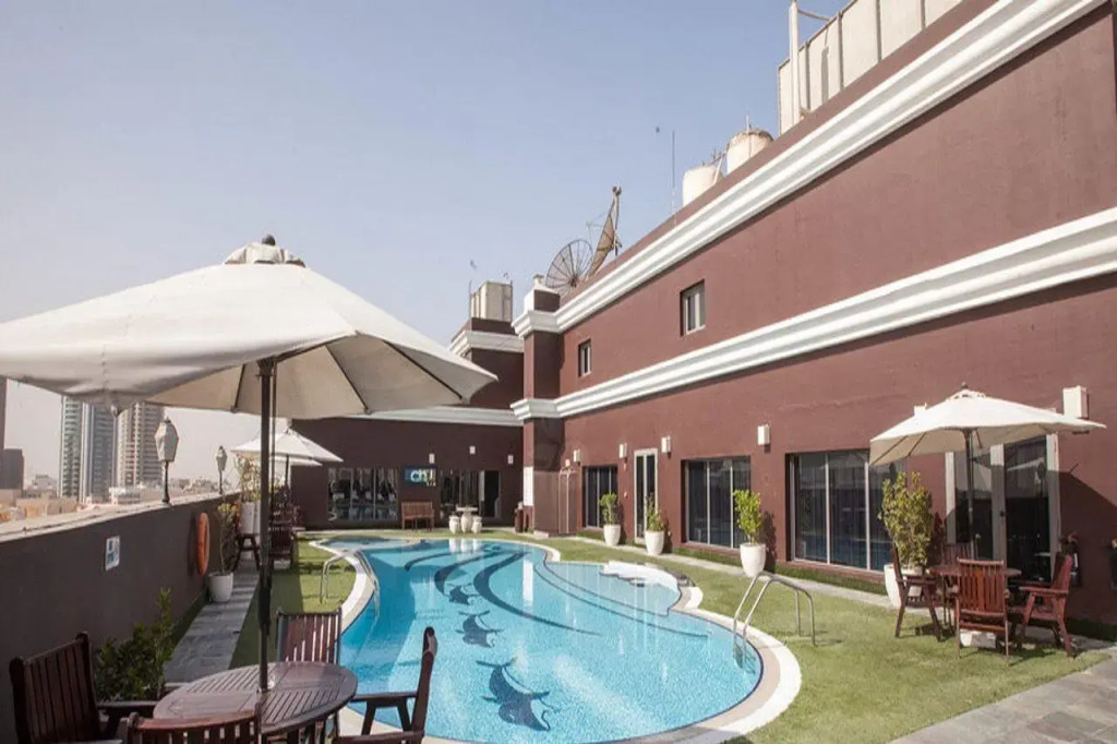 Ascot Hotel
