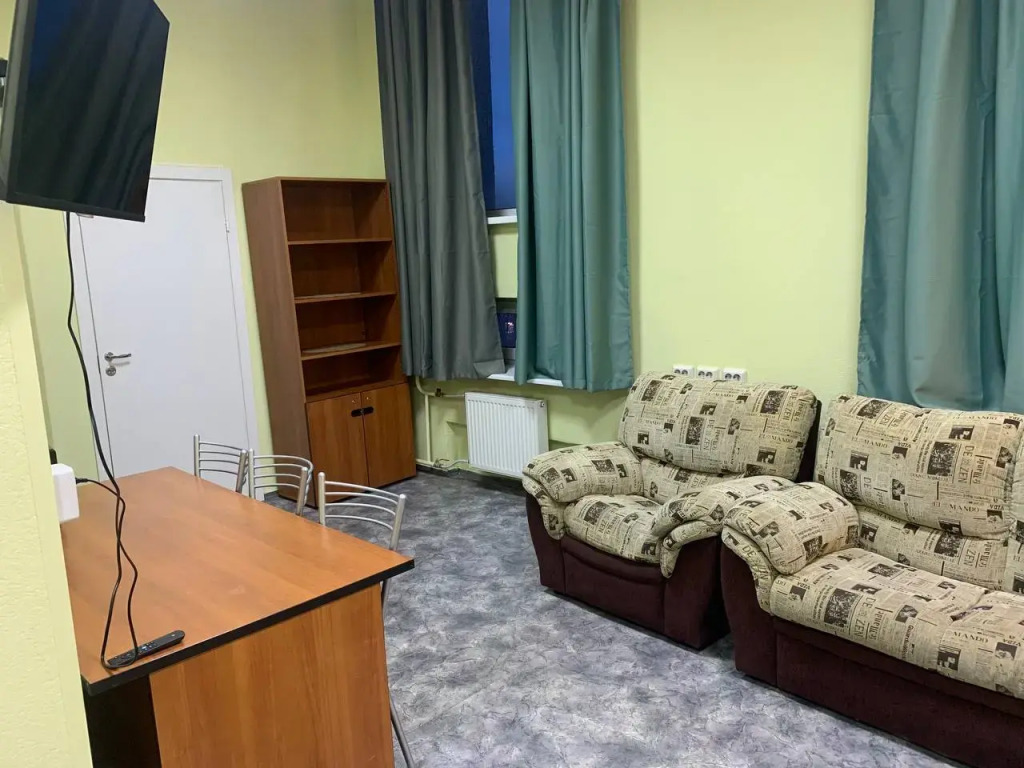 Четырёхместный семейный номер Classic с видом на город в Ледокол