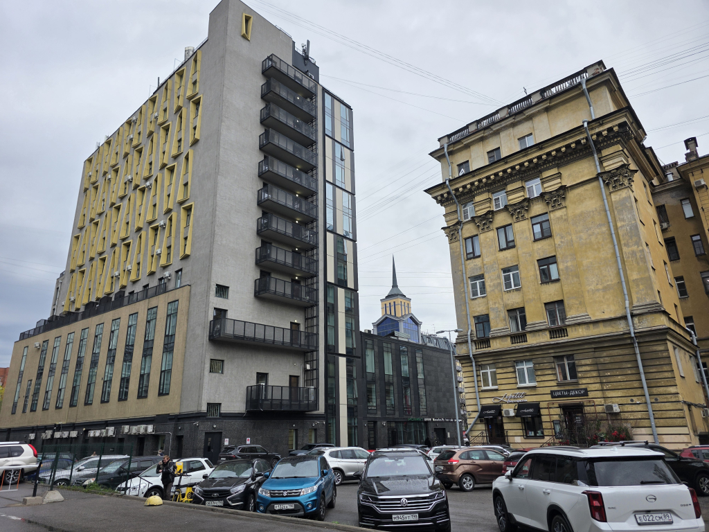 Апартаменты Скайлайт на Московском 73/3