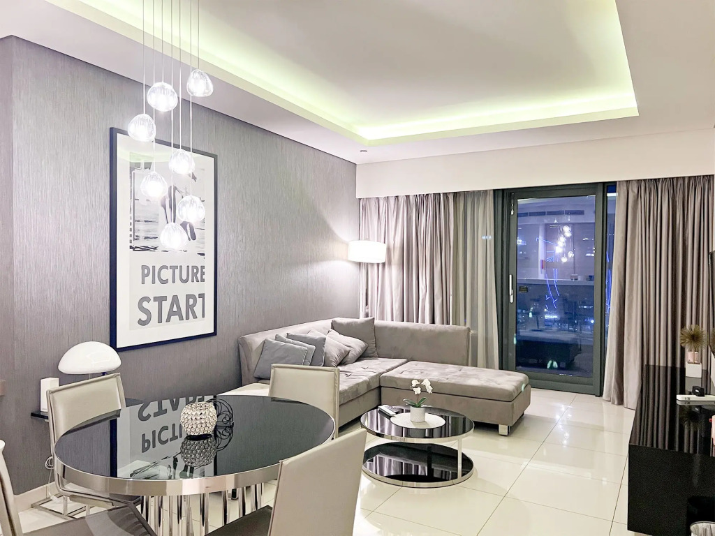 Апартаменты Cosmos Living Paramount Hotels & Resorts Dubai