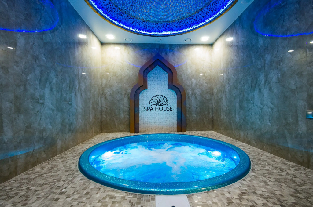 Апартаменты Двухкомнатные с Бассейном Spa House