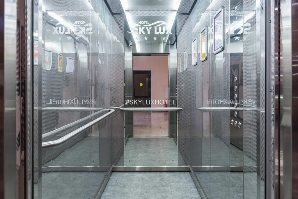 Отель Sky Lux Hotel&Spa