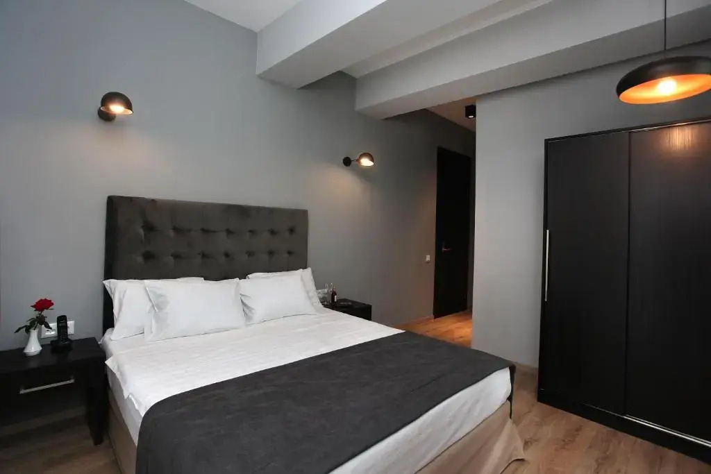 L.M Club Hotel