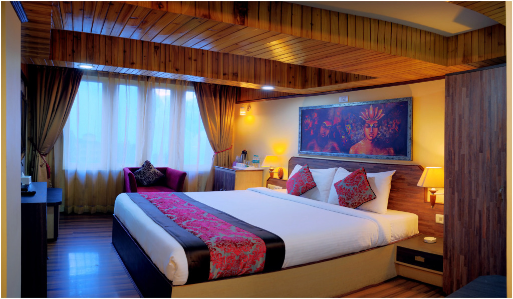 Отель Sumi Yashshree Suites & Spa