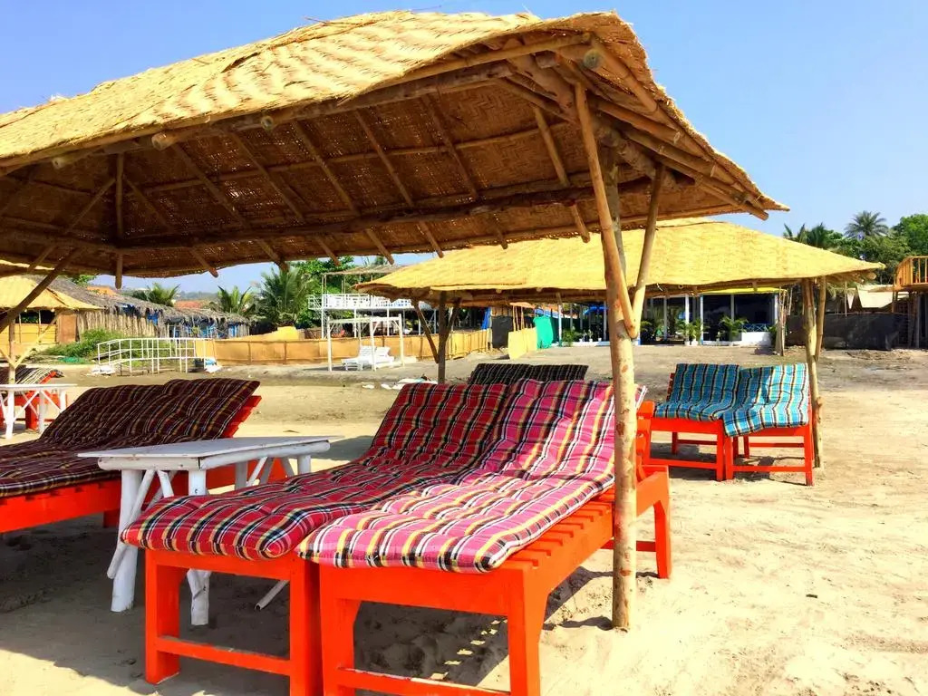 Отель Morjim Queen Beach Resort