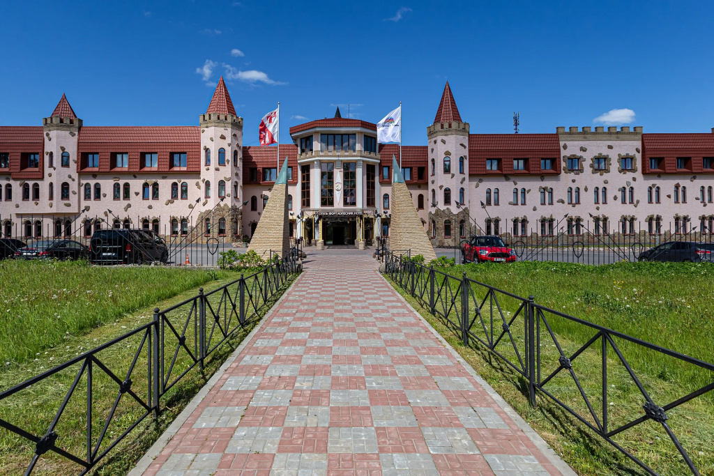 Отель Форт Колесник