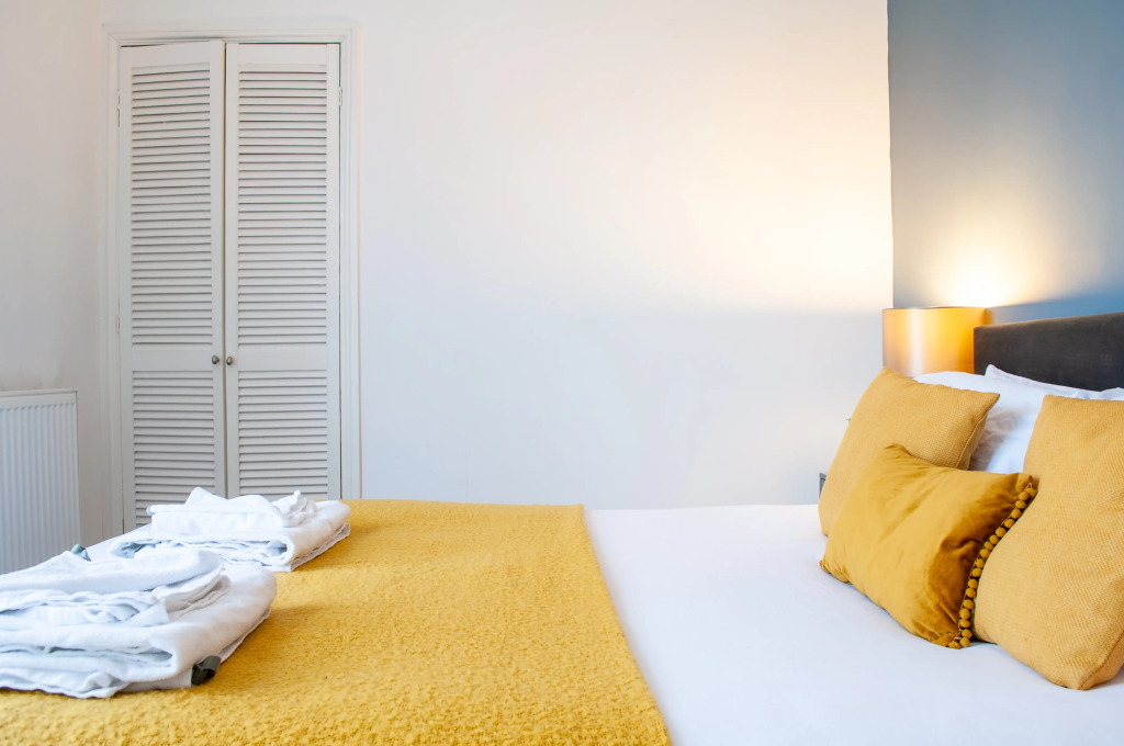 Квартира  Bedford Rd Apartment| Ideal for Hospital & Town Cn