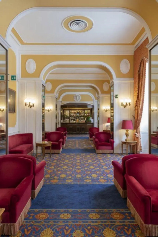 Bettoja Hotel Massimo dAzeglio