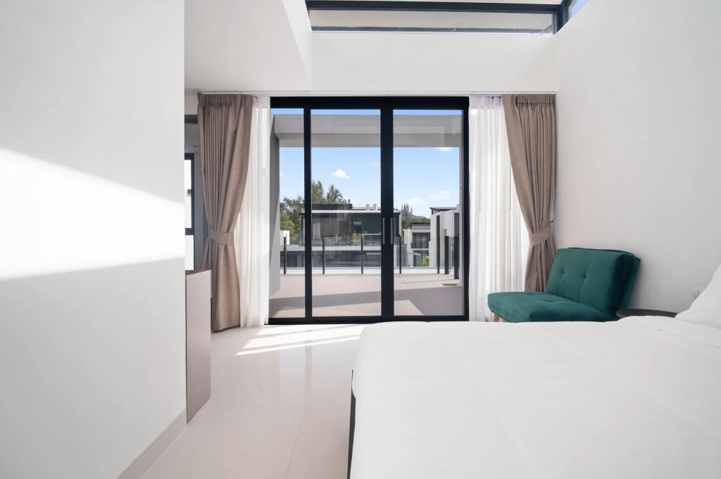 Laguna Park 2 Residences in Laguna by Banyan Living