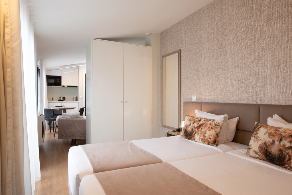 Essence Inn Marianos Hotel