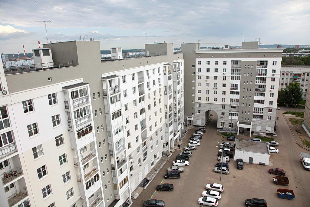 Апартаменты на проспекте Октября