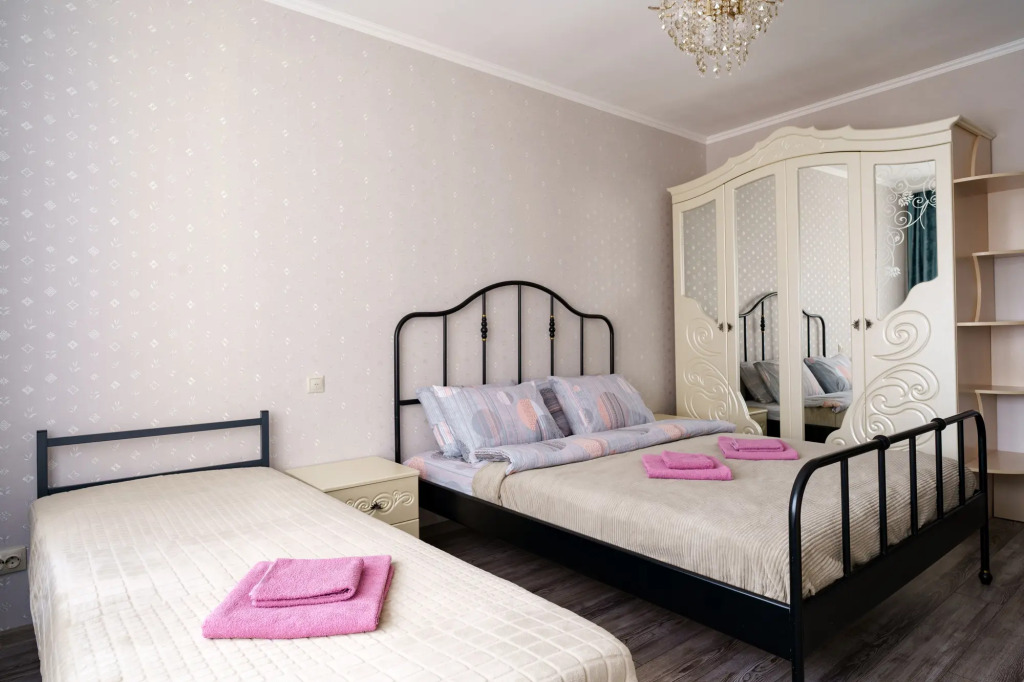 Квартира Right Room на улице 65 лет Победы 43 14 этаж