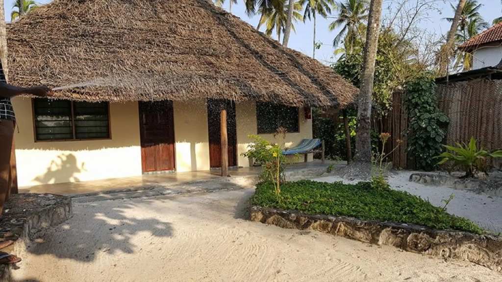 Вилла Family Beach Bungalows