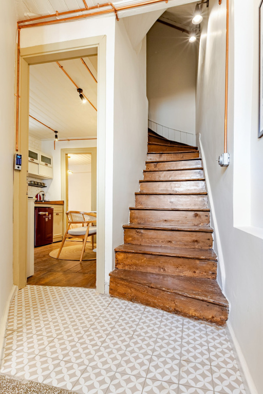 Квартира Two-Bedroom in Historic Mansion Old Town