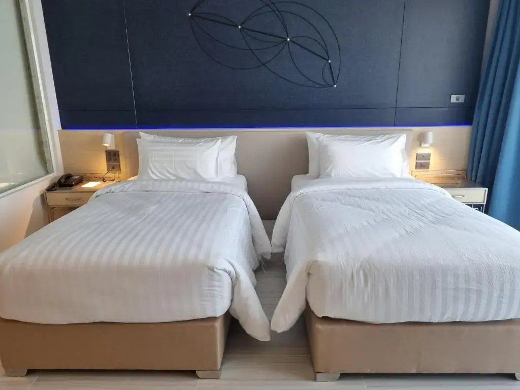Pattaya Discovery Beach Hotel