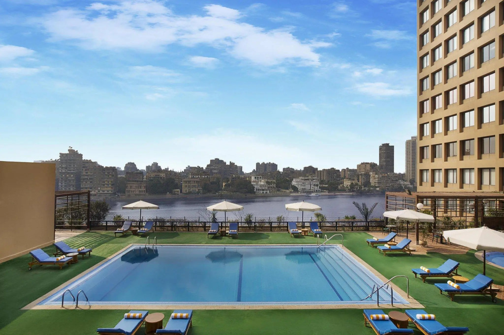 Отель Cairo World Trade Center Hotel & Residences