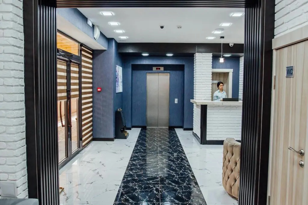 Express City Hotel