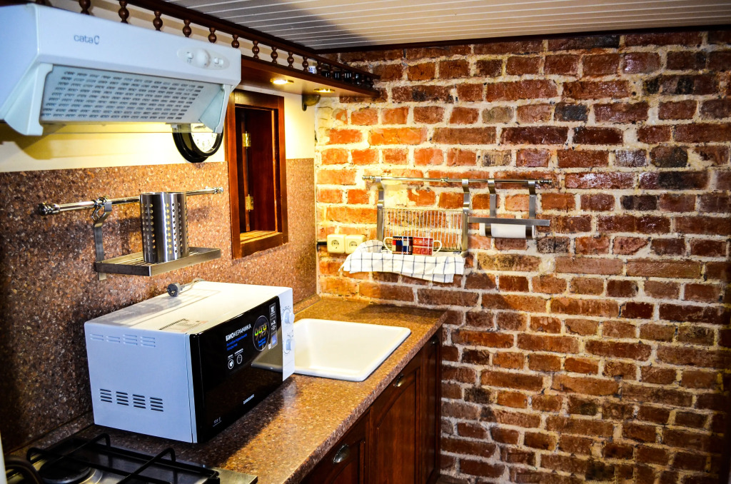 Квартира Antic Style Apartments