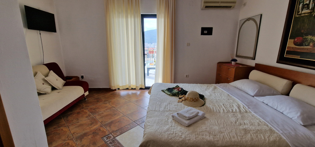 Мини-отель Villa Lutovac