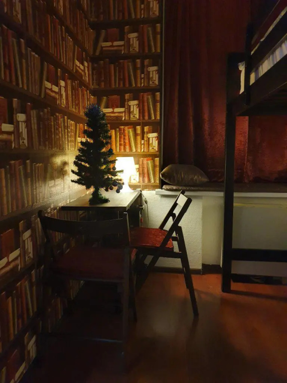 Hostel Light Dream