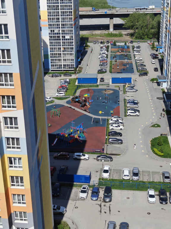 Квартира Просторная Трёшка с Балконом