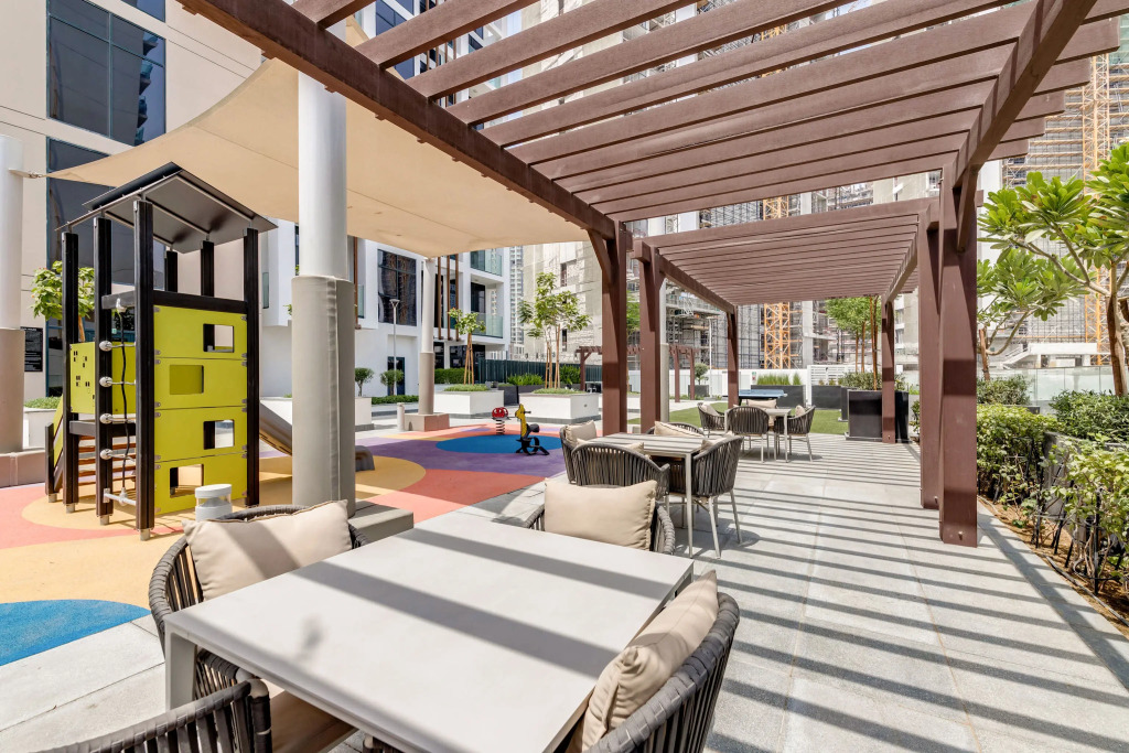 Апарт-отель Globalstay Azizi Riviera 40 Apartments