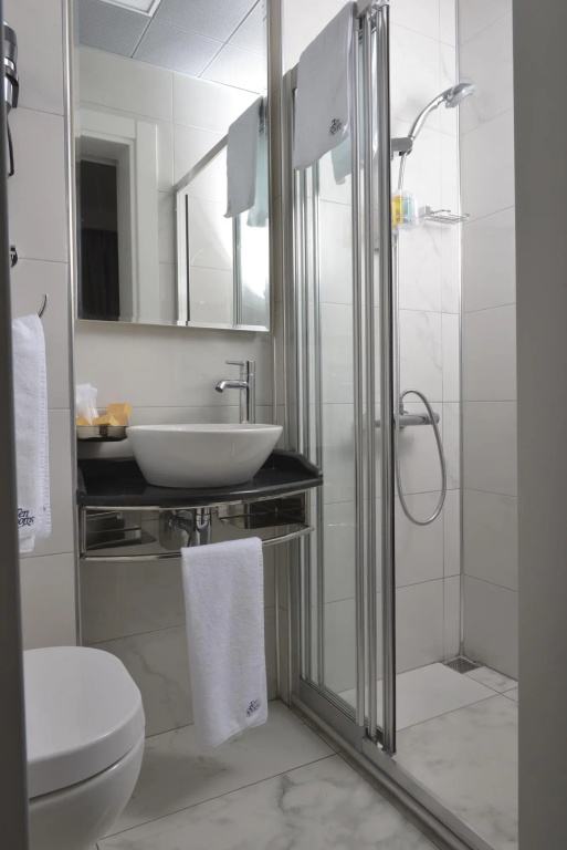 Ten Rooms Istanbul Hotel