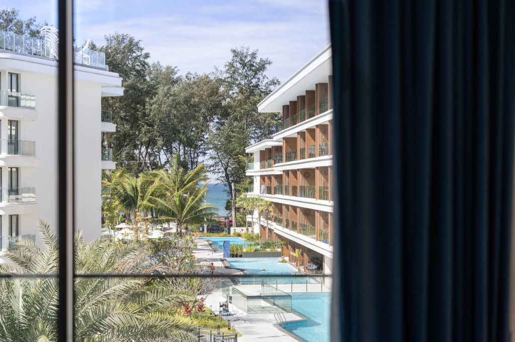 Апартаменты Kora Resort Stylish Beachfront 3-Bedroom 351