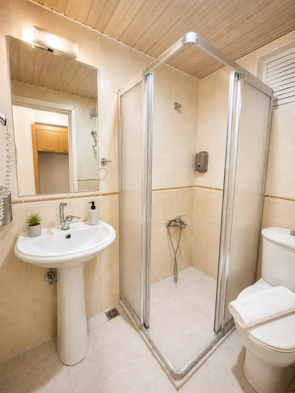 Yaman Life Hotel