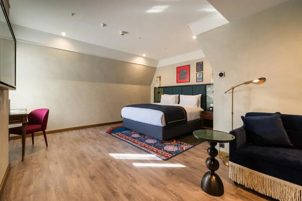 Hotel Indigo Batumi - Old Town by IHG