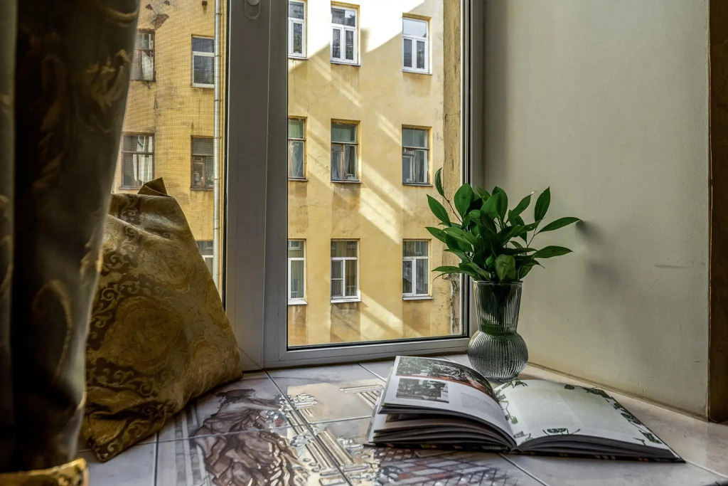 Апартаменты RentDaySpb- в историческом центре Санкт-Петербурга в доме архитектора И.Е.Старова 1882 г. постройки