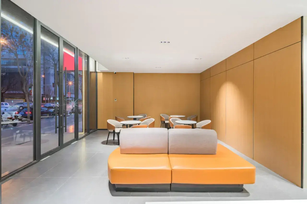 Отель Junheyue Hotel Beijing Workers' Stadium Chaoyangmen Subway Station