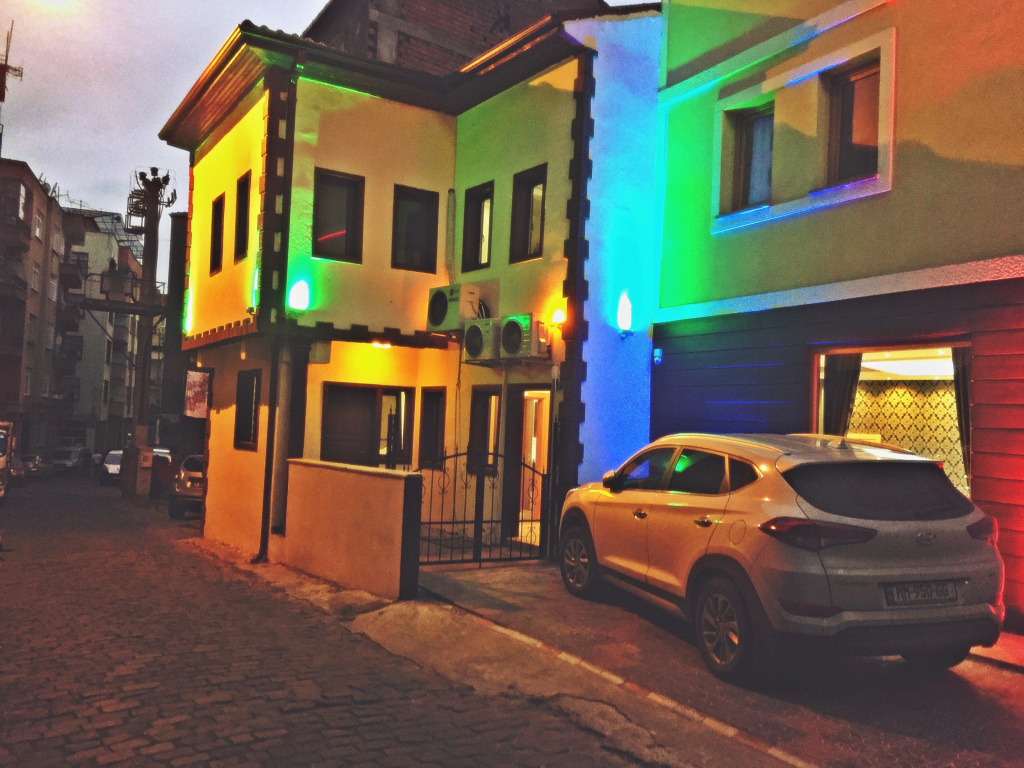 Feza Otel